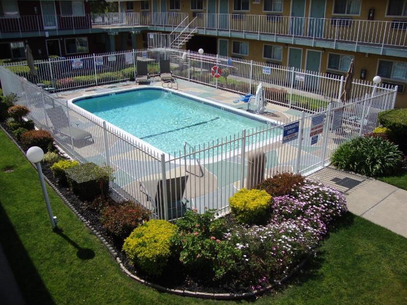 Photo of Americas Best Value Inn South Sacramento