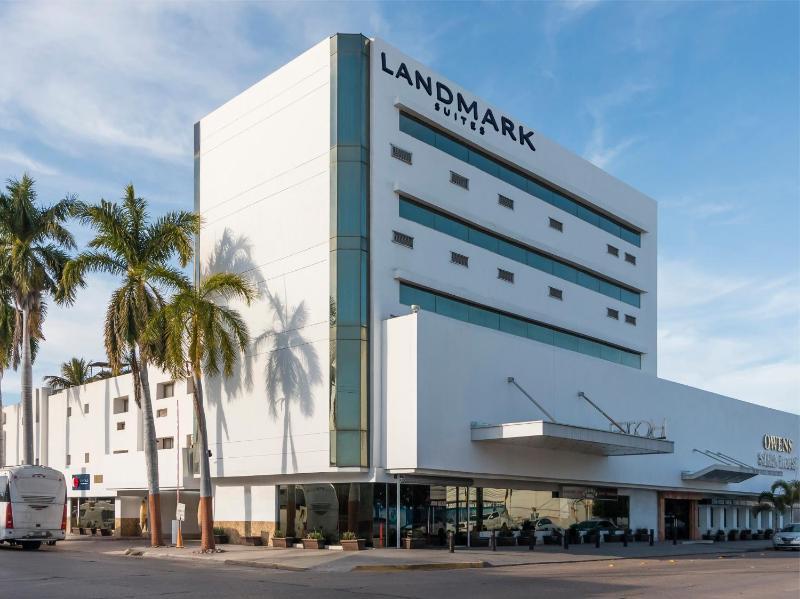 Foto de Landmark Suites