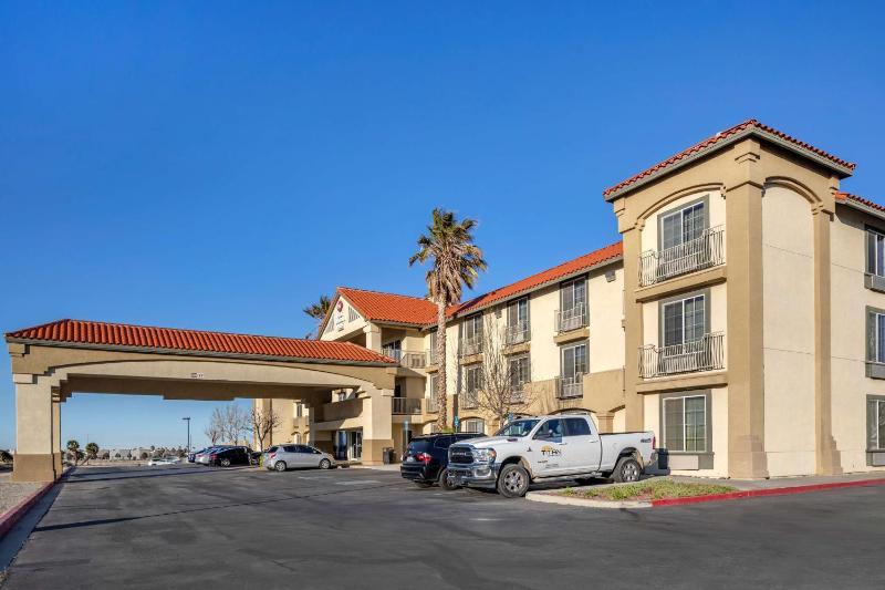 Photo of Best Western Plus John Jay Inn Suites