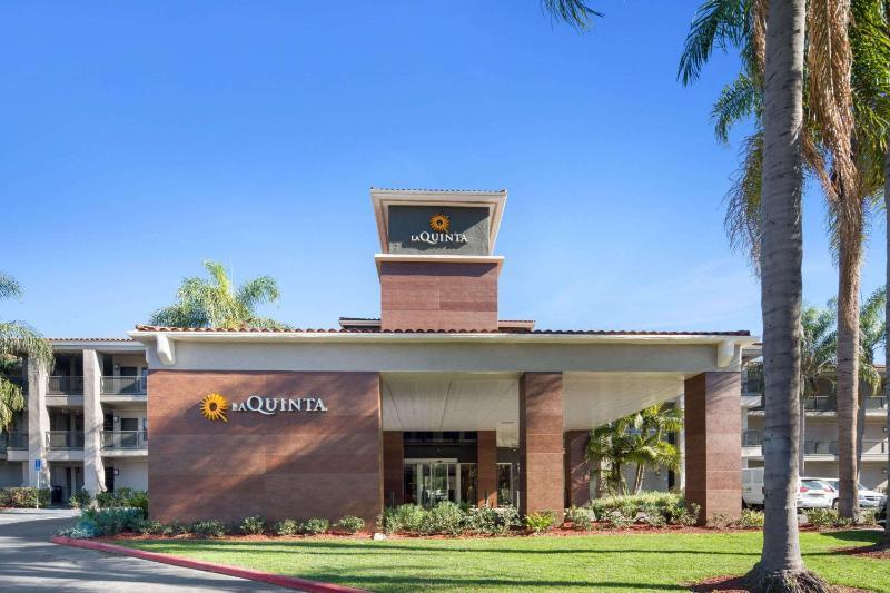 Foto de La Quinta Inn Amp Suites Orange County Santa Ana