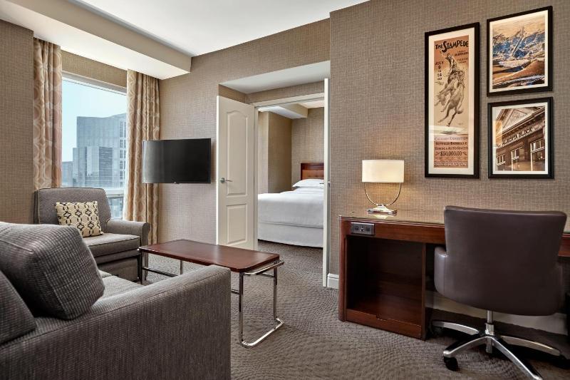 Foto de Sheraton Suites Calgary Eauclaire